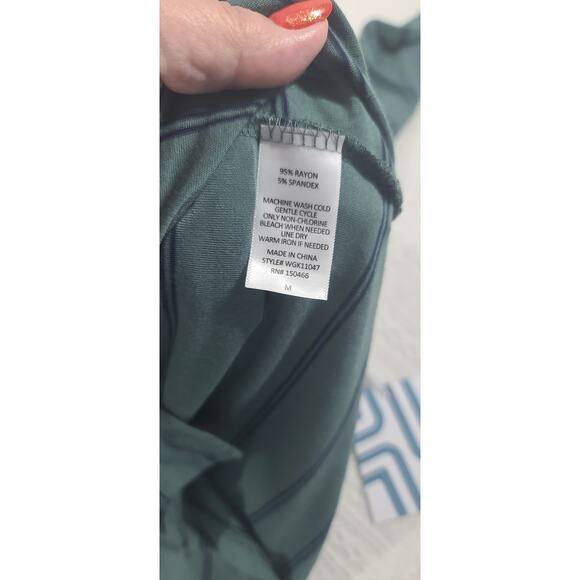 Market & Spruce cowl neck women's green cowl neck NWT Size Medium office preppy - Picture 8 of 10